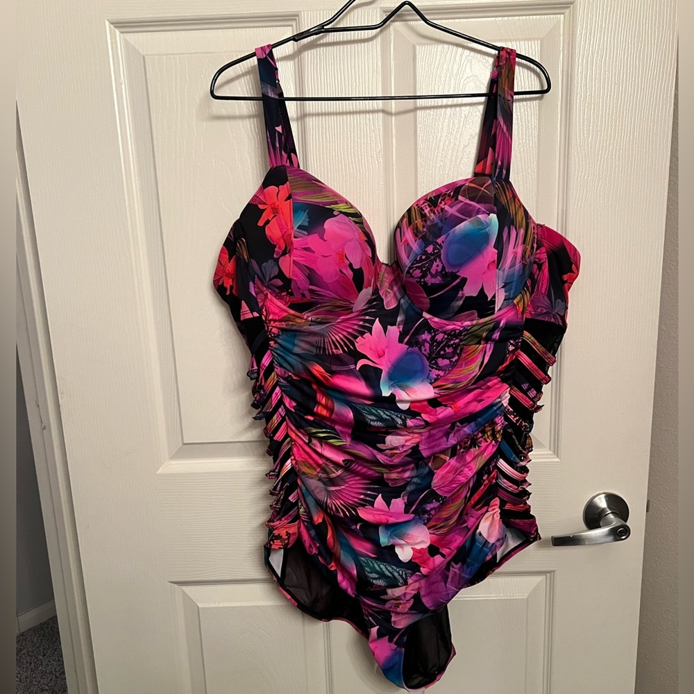 Torrid One-Piece Leaves Lattice Side Underwire Swimsuit